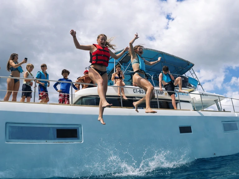 Pronájem lodi Sosúa lákavé ceny Custom