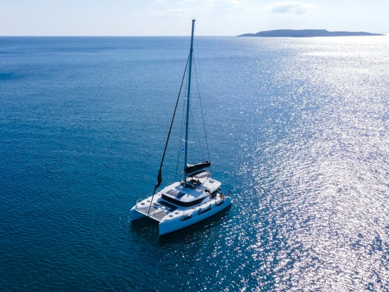 Pronájem lodi Lagoon Lagoon 50 v Paros (ostrov) na Samboatu