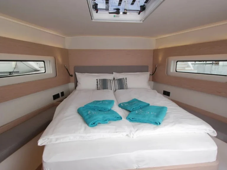 Pronájem Plachetnice v Lavrio -Bénéteau First 53