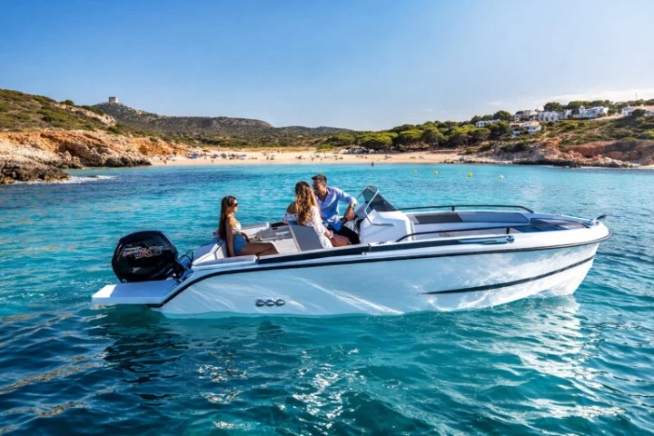 Pronajmout si BMA BMA X199 v Port d'Addaia (Port)