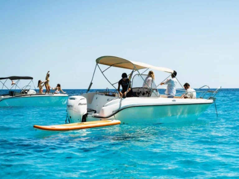 Pronájem jachty v Ciutadella de Menorca -Polyester Yacht Open 605 na Samboatu