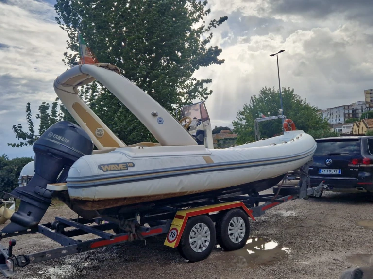 Pronájem jachty v Palermo -Altamarea Wave 19 na Samboatu