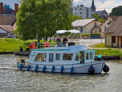 Pénichette Pénichette 950E jednotlivci a charterové společnosti v Nieuw-Loosdrecht