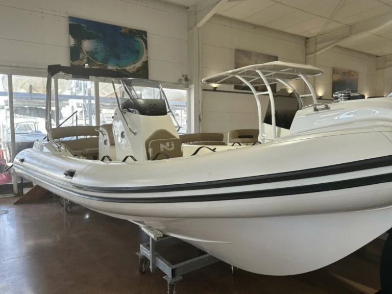 Pronájem jachty v Marseille -Nuova Jolly Prince 22 na Samboatu