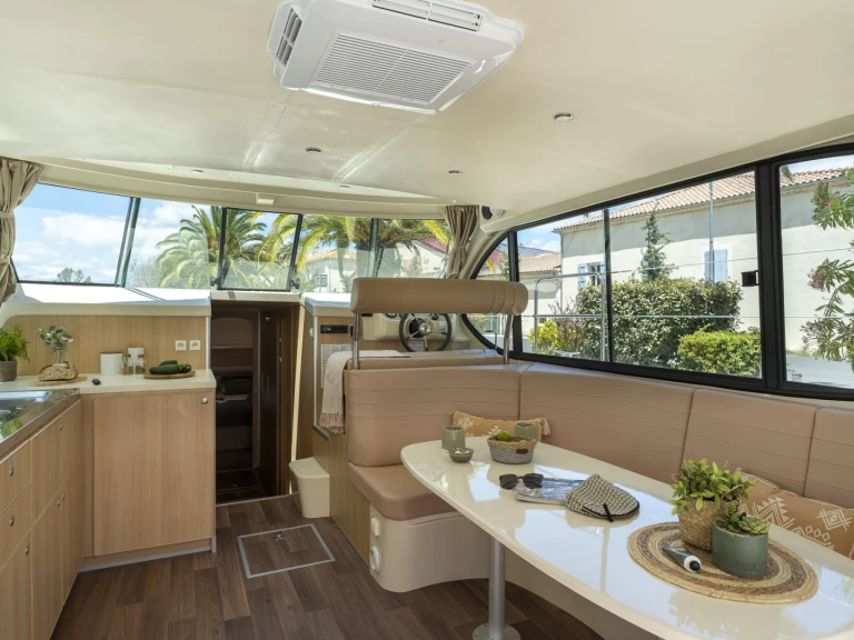 Pronájem lodi Nicols Yacht Nicols Estivale Sixto + v Saverne na Samboatu