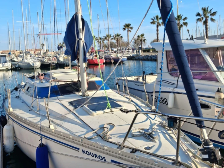 Pronajmout si Jeanneau Fantasia 27 v Gruissan