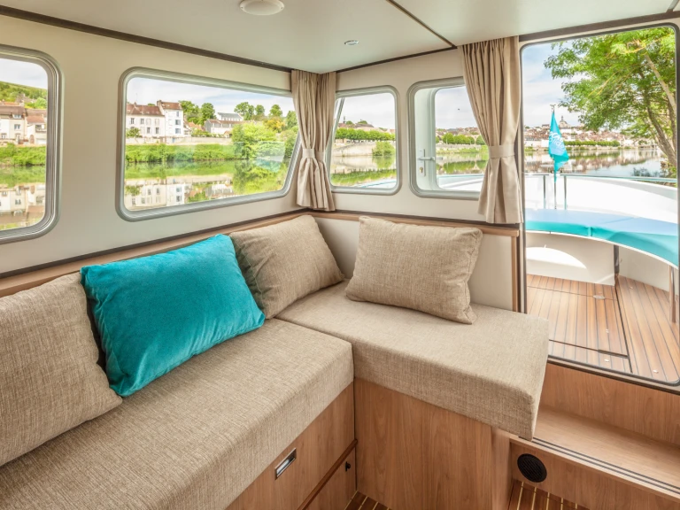 Pronajmout si Pénichette Pénichette 950E v Nieuw-Loosdrecht