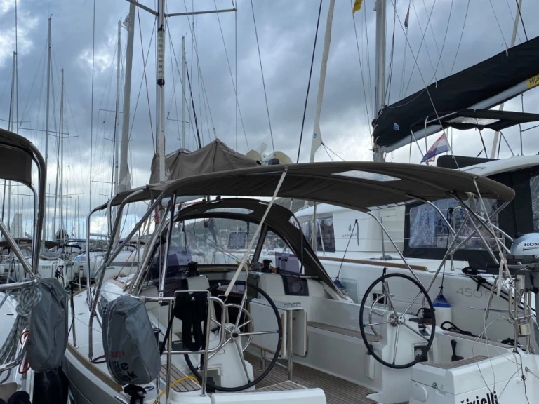 Pronájem lodi Jeanneau Sun Odyssey 389 v Gouvia na Samboatu
