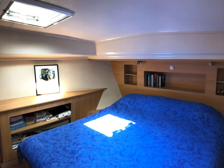 Pronájem Motorová loď Nicols Yacht s licencí