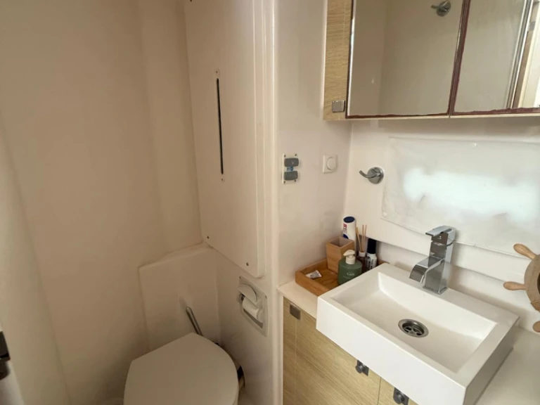 Pronájem Katamarán Bali s licencí