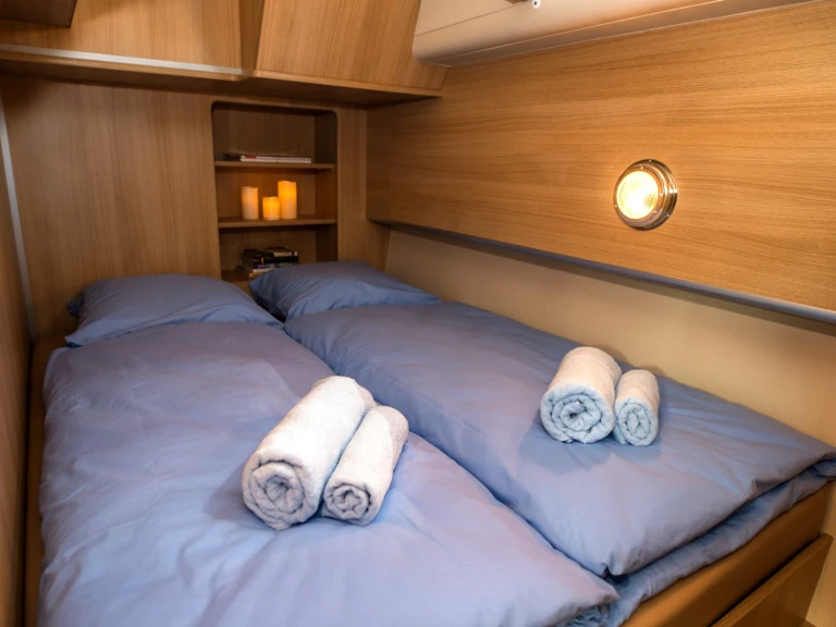 Pronajmout Motorová loď se skipperem či ne Nicols Yacht v Sireuil