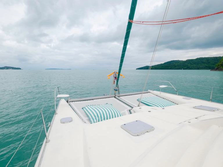 Pronajmout si Leopard Leopard 45 v Ao Chalong