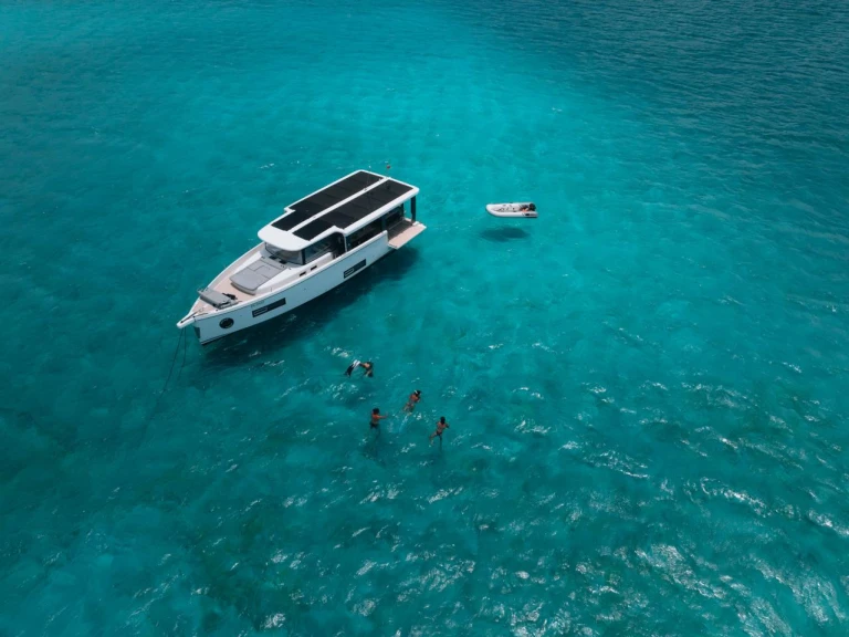 Pronajmout si Jeanneau Sealoft 480 v Golfe de Saint-Tropez