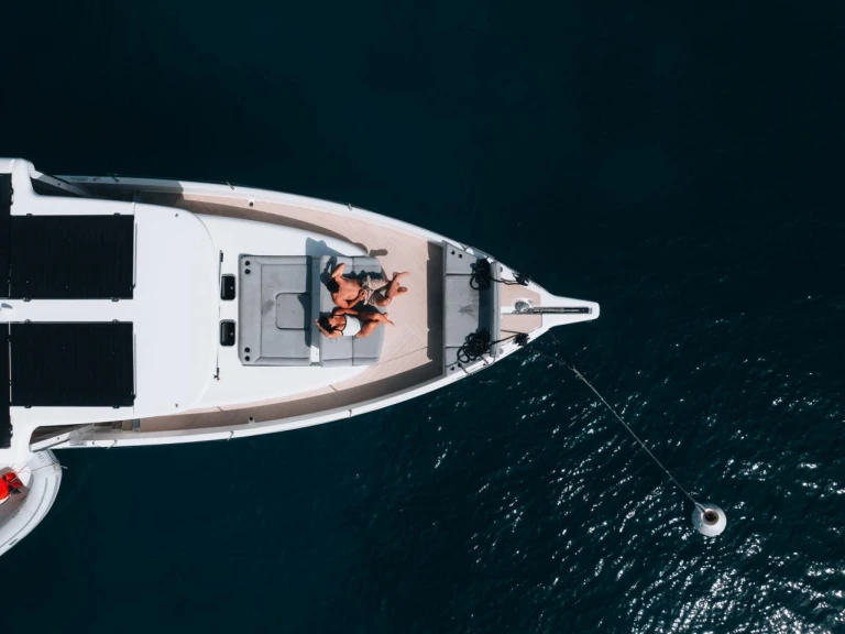 Pronajmout Motorová loď se skipperem či ne Jeanneau v Golfe de Saint-Tropez