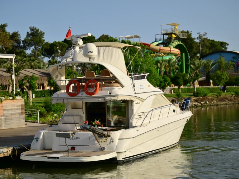 Pronajmout si Sea Ray 400 Sedan Bridge v Antalya (City)