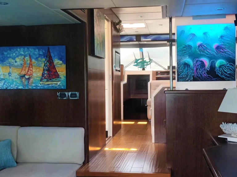 Pronajmout Jachta se skipperem či ne Gianetti v La Spezia