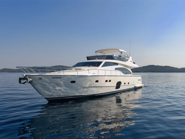 Pronájem lodi Ferretti Ferretti 681 v Dubrovník na Samboatu