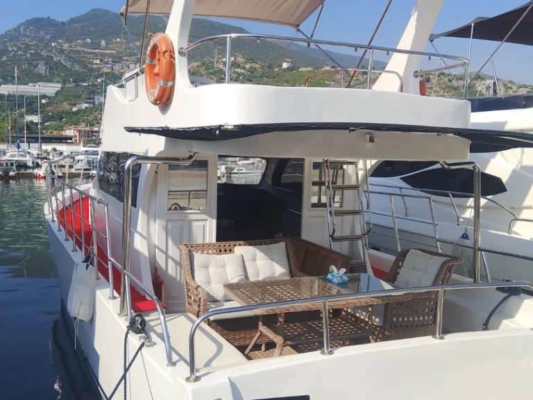 Pronájem lodi Alanya lákavé ceny Made