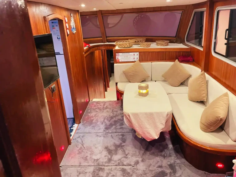 Pronajmout Plachetnice se skipperem či ne Custom v Bozburun