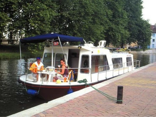  Espade 1150 Fly C jednotlivci a charterové společnosti v Savoyeux