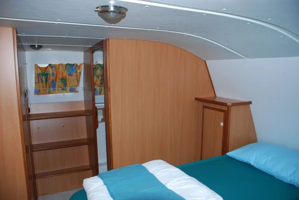  Tarpon 37 DP jednotlivci a charterové společnosti v Mittersheim