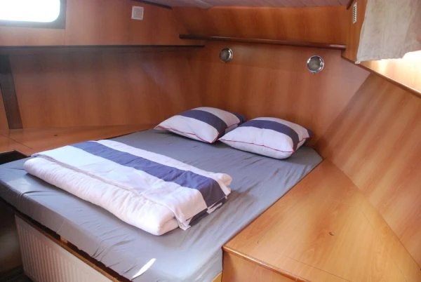 Pronajmout Motorová loď se skipperem či ne  v Louhans