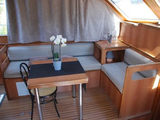 Pronajmout si  America 43 v Savoyeux