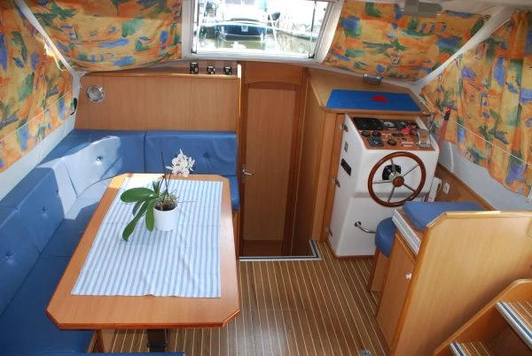 Pronajmout si  Tarpon 37 DP v Mittersheim