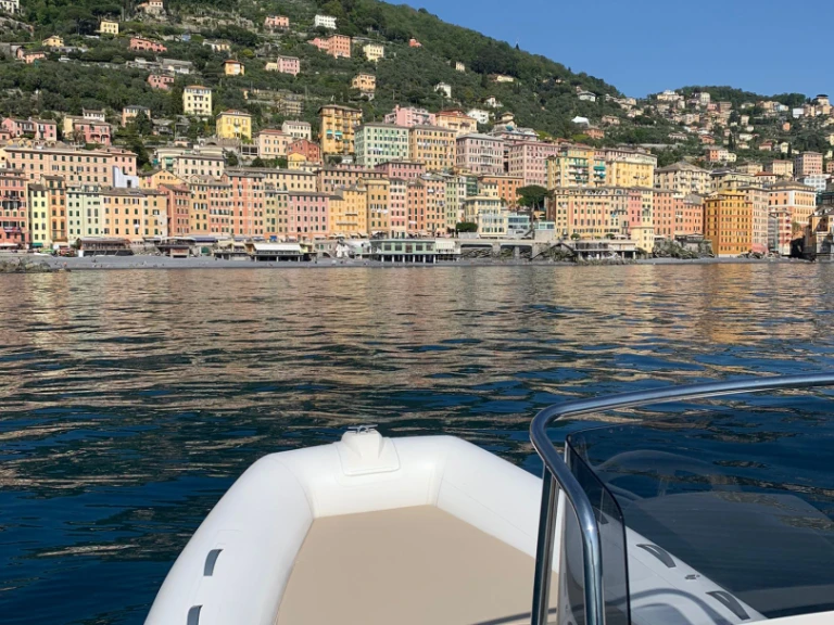 Pronájem lodi Capelli Tempest 530 v Camogli na Samboatu