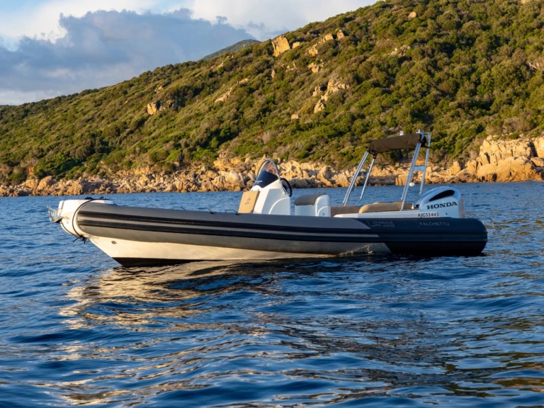 Pronájem lodi Quicksilver Quicksilver 555 Activ Open v Porto Pollo na Samboatu