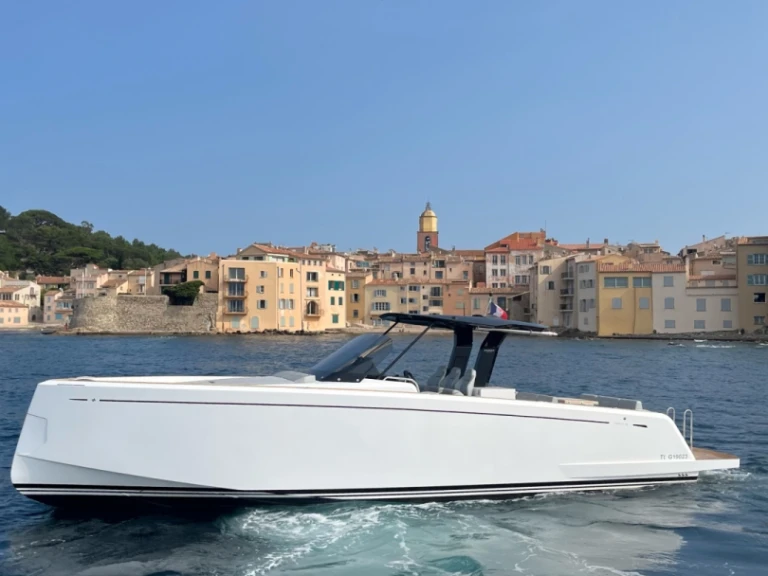 Pronájem lodi Port Grimaud lákavé ceny Pardo 38