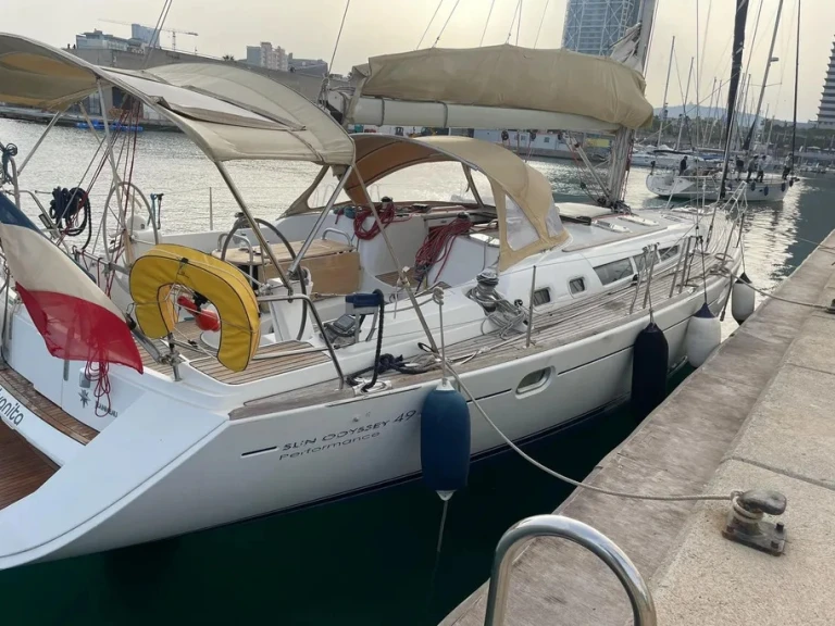 Pronájem Plachetnice v Port Grimaud -Jeanneau New Co Jeanneau Sun Odyssey 49