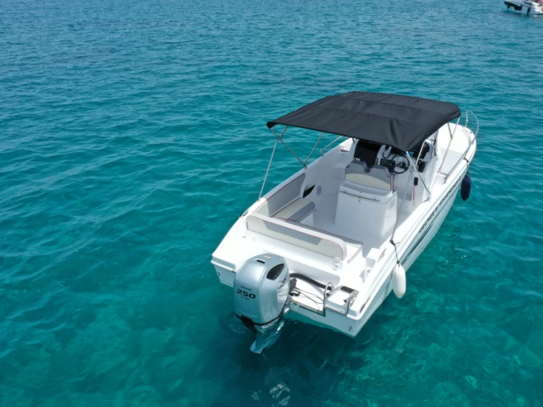 Pronájem jachty v Latchi -Selva SELVA - SUN DECK CLASSIC LINE SD 7.0 CABIN na Samboatu