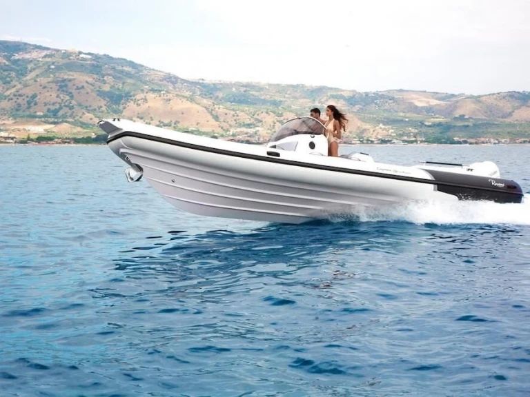 Pronájem Polotuhá loď Ranieri International  s licencí