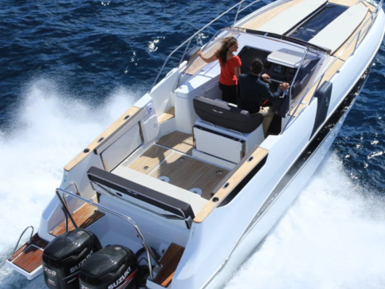Pronájem jachty v Cogolin -Bénéteau Flyer 8.8 SUNdeck na Samboatu