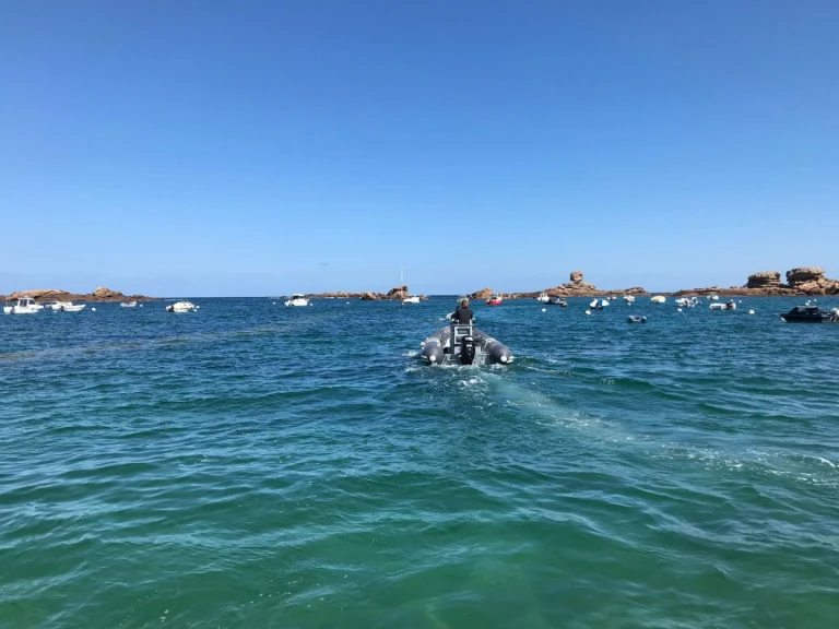 Pronájem jachty v Trégastel -Valiant 500 sport na Samboatu