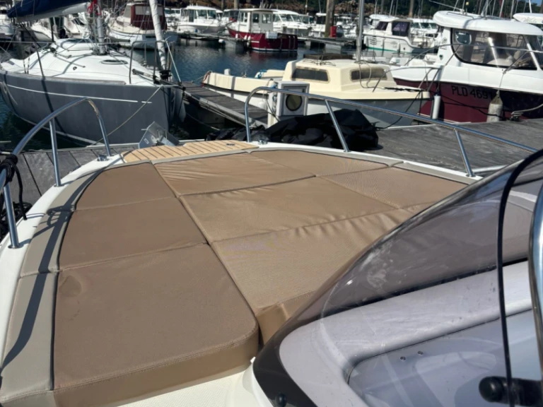 Pronájem lodi Trébeurden lákavé ceny QUICKSILVER 755 ACTIV SUNDECK