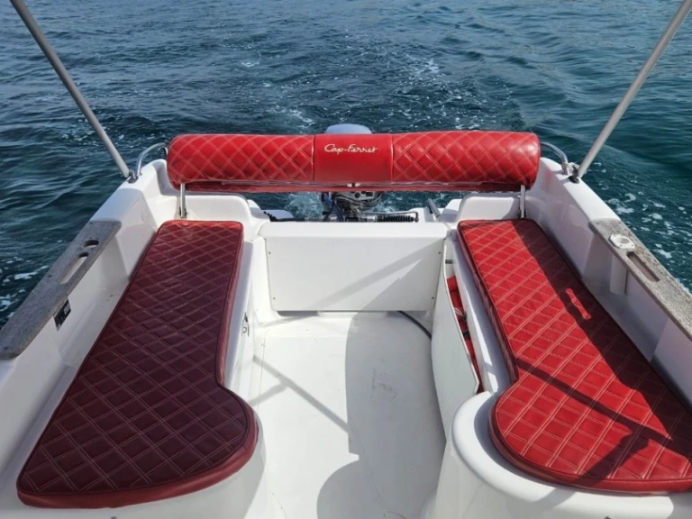 Pronájem Motorová loď v Saint Raphael -B2 Marine CAP-FERRET 452 Open San Permis