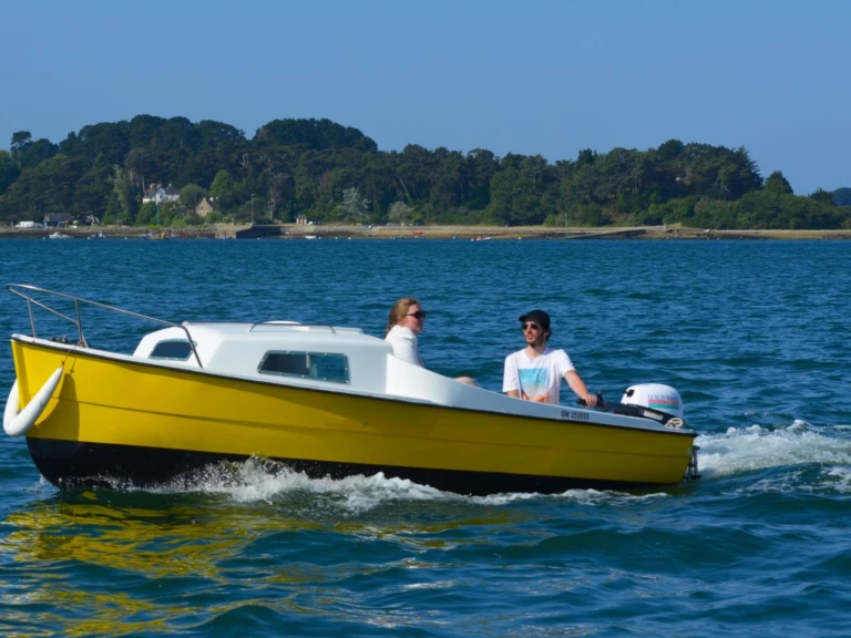 Motorová loď k pronájmu v Arradon za nejlepší cenu