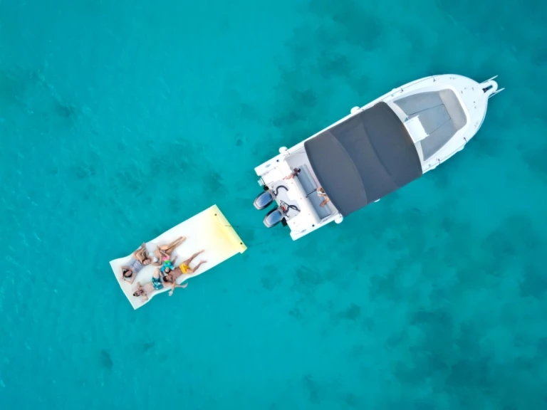 Pronájem lodi White Shark White Shark 265 v Marigot na Samboatu