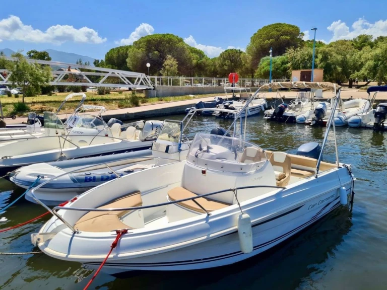 Pronájem Motorová loď v Saint-Florent -Quicksilver Activ 605 Sundeck