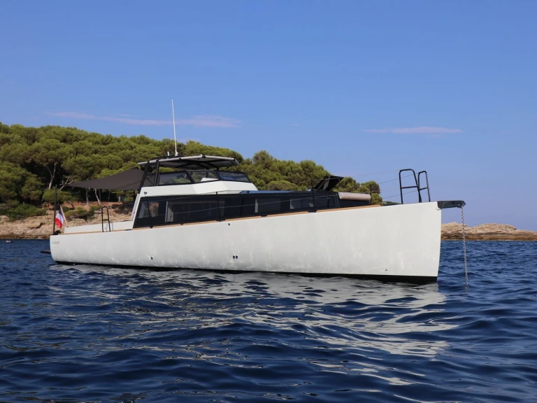 Pronájem Motorová loď v La Trinité-sur-Mer -BUEHLER TURBOCRAFT Silverfine