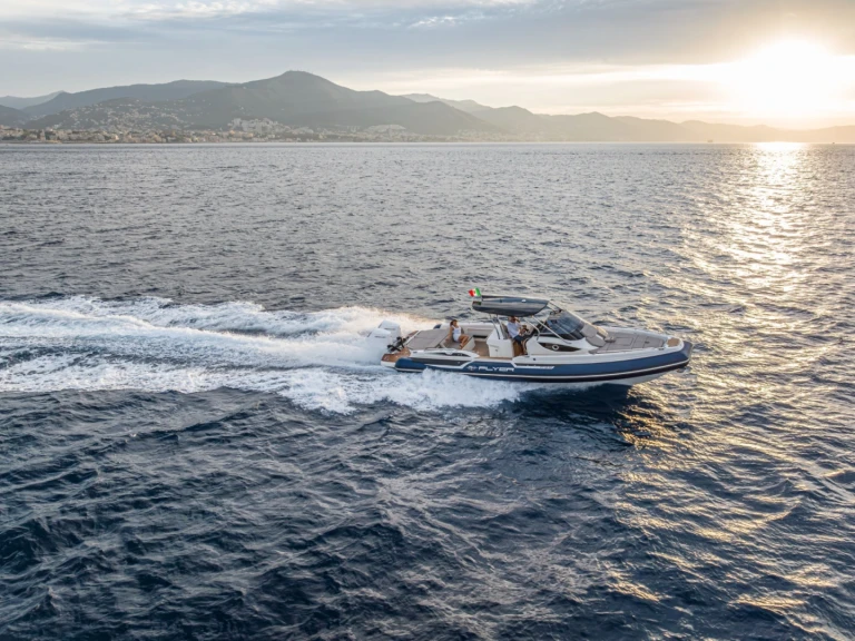 Pronájem lodi La Trinité-sur-Mer lákavé ceny Flyer 36