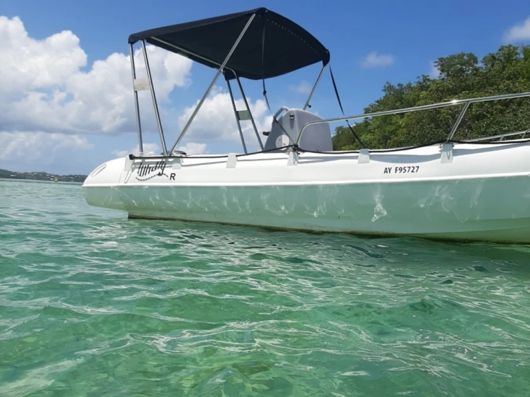 Pronájem lodi Whaly Whaly 500 v Le François na Samboatu