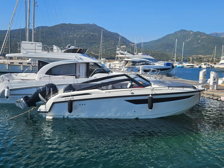Motorová loď k pronájmu v Propriano za nejlepší cenu