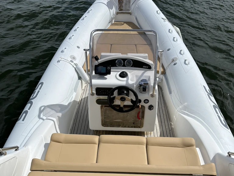 Pronájem Polotuhá loď v Arcachon -Sacs Sacs S 680