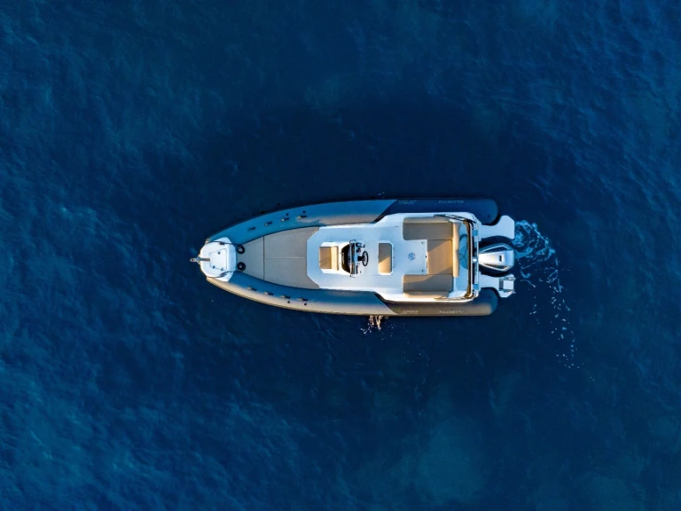 Pronájem Motorová loď v Porto Pollo -Quicksilver Quicksilver 555 Activ Open