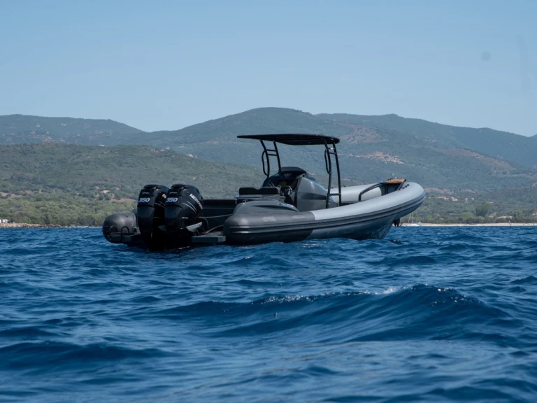 Pronájem jachty v Porto Pollo -Quicksilver Activ 605 Sundeck na Samboatu