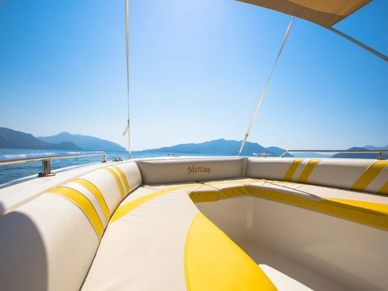 Pronájem Motorová loď Mercan s licencí