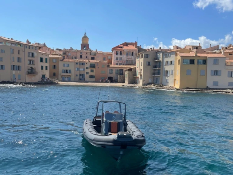 Pronájem jachty v Port Grimaud -Highfield HIGHFIELD 700 na Samboatu